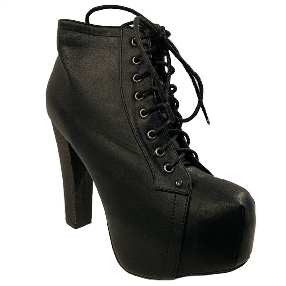 Breckelle's Lace Up Wooden Chunky High Heel Ankle Boot Bootie Size 9.5 - Picture 11 of 11